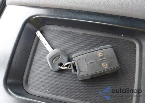 2018 Chevrolet Silverado 1500 Custom z USA, uszkodzony, nr VIN 1GCRCPEC0JZ356018